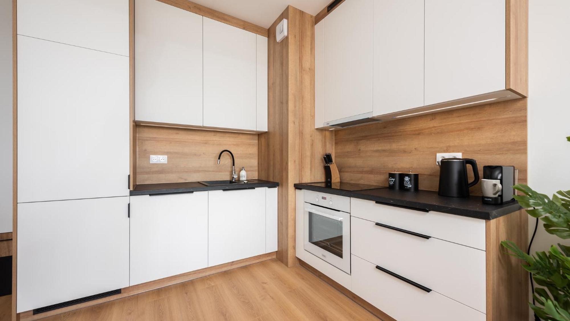 Flatbook - City Center Apartments Doki Living Гданск Екстериор снимка
