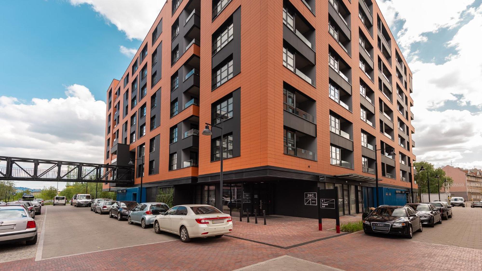 Flatbook - City Center Apartments Doki Living Гданск Екстериор снимка