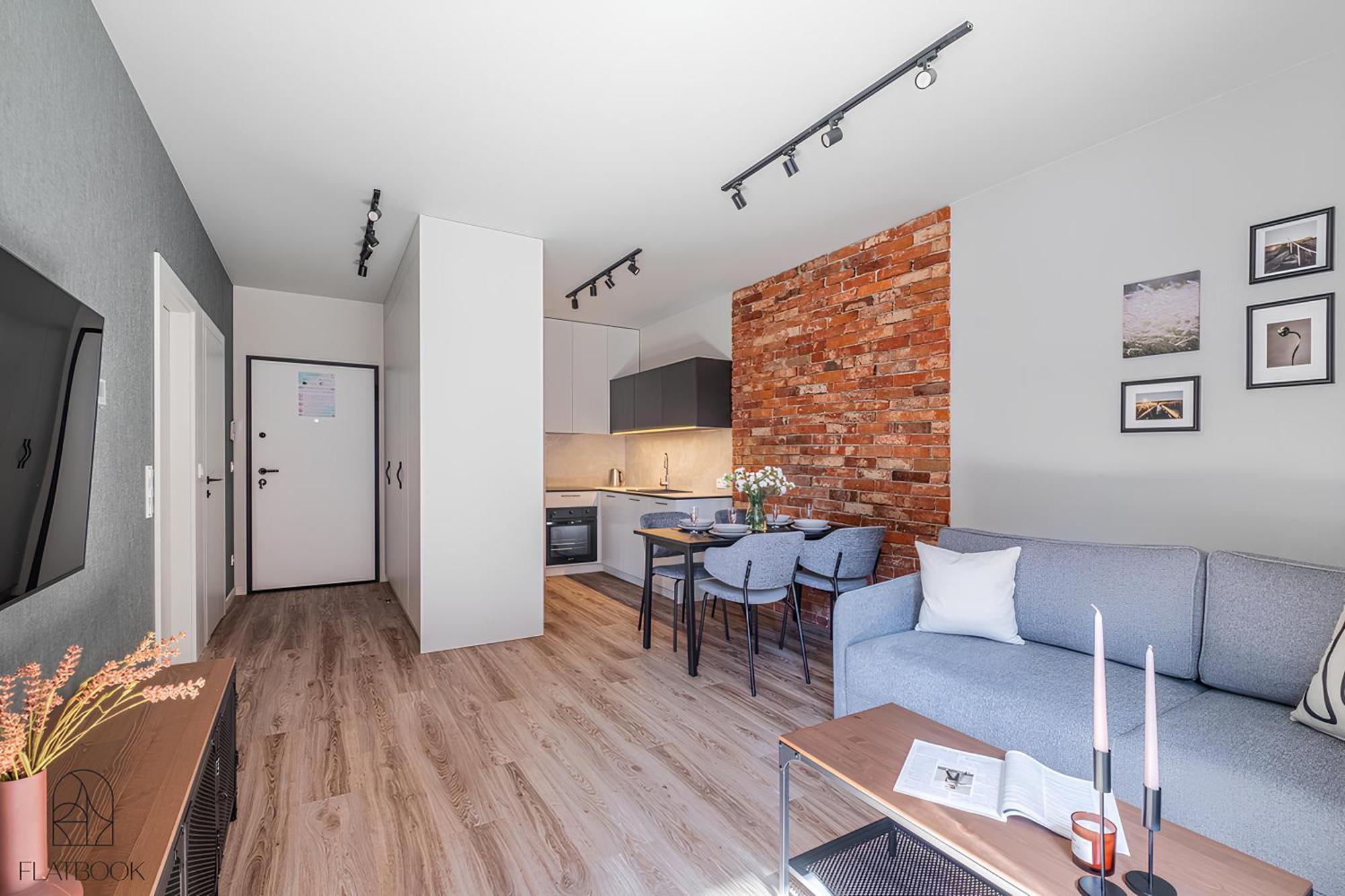 Flatbook - City Center Apartments Doki Living Гданск Екстериор снимка