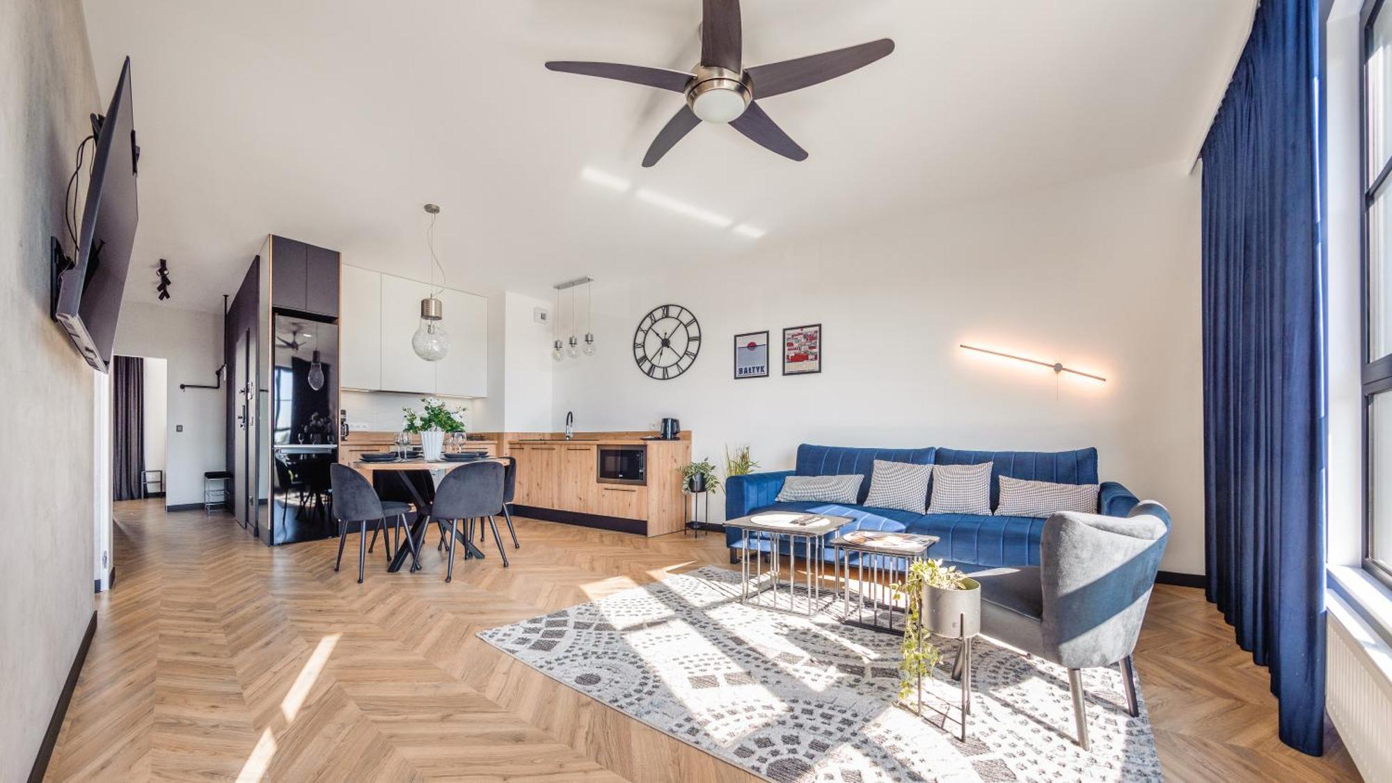 Flatbook - City Center Apartments Doki Living Гданск Екстериор снимка